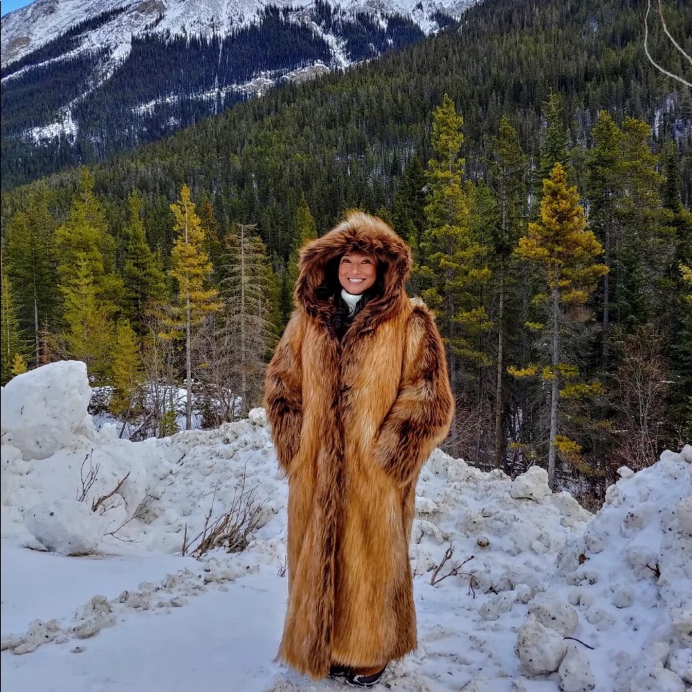 Meet your Posher, Reema